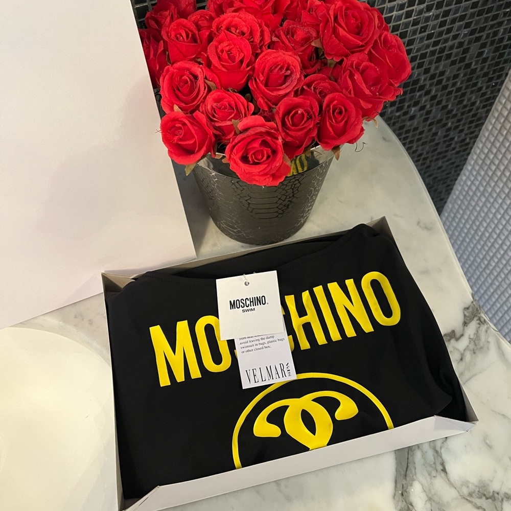 Authentic Moschino one piece swimsuit - Picture 7 of 10